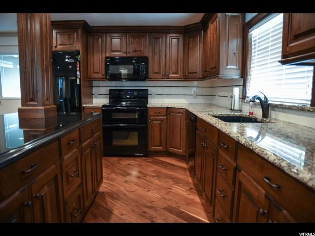 2524 Edgehill Dr, Bountiful, UT 84010 — photo 9