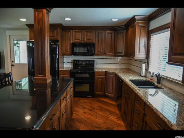 2524 Edgehill Dr, Bountiful, UT 84010 — photo 10