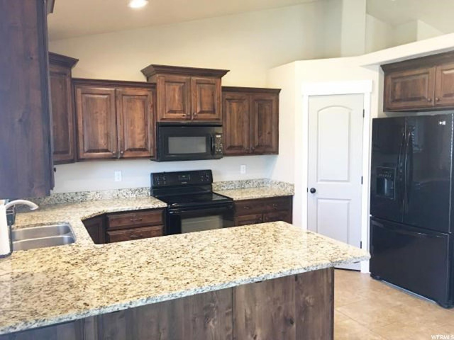 5418 S 3200 W, Roy, UT 84067 — photo 12