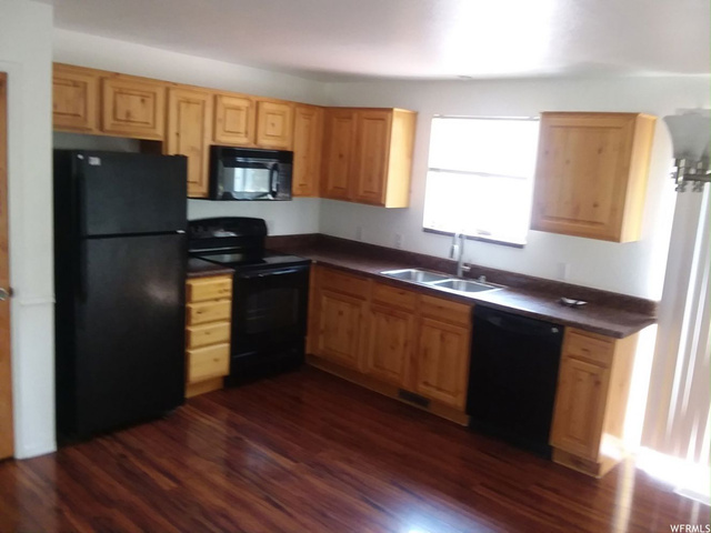2044 E Newcastle Dr, Sandy, UT 84093 — photo 4