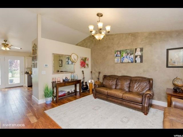874 W 1145 N, Clinton, UT 84015 — photo 8