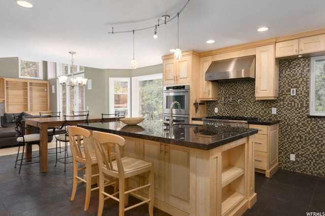 2486 E Brookglen Dr, Sandy, UT 84092 — photo 12