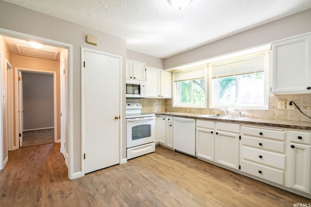 4442 S 375 E, Washington Terrace, UT 84405 — photo 7
