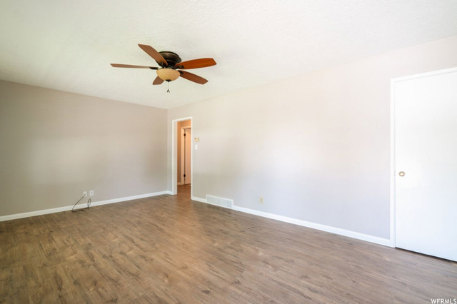 4442 S 375 E, Washington Terrace, UT 84405 — photo 4
