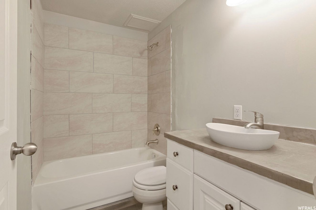 939 W 675 N, Orem, UT 84057 — photo 9
