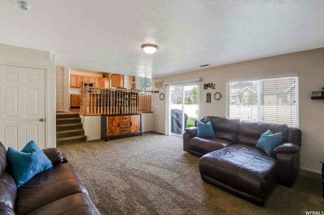 1184 W 1075 N, Clinton, UT 84015 — photo 11