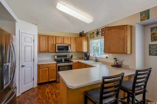 1184 W 1075 N, Clinton, UT 84015 — photo 6