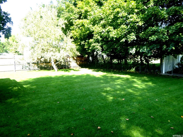 2273 E 1200 N, Layton, UT 84040 — photo 9