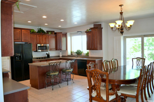 2192 W 1370 N, Clinton, UT 84015 — photo 12