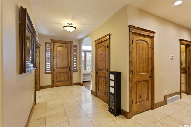324 Maxine Ct, Bountiful, UT 84010 — photo 12