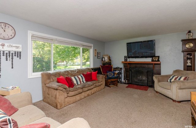 576 Barlow St, Clearfield, UT 84015 — photo 5