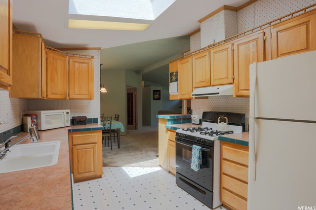 1663 W 1880 N, Helper, UT 84526 — photo 9