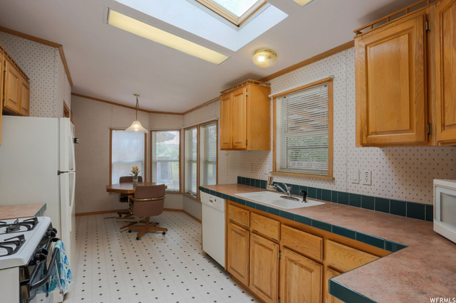 1663 W 1880 N, Helper, UT 84526 — photo 7