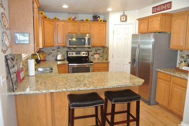 628 E 2475 N, North Ogden, UT 84414 — photo 9