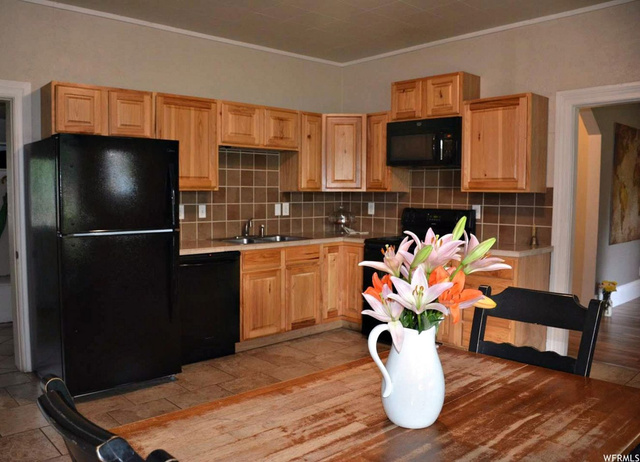 339 W Center St, Logan, UT 84321 — photo 3