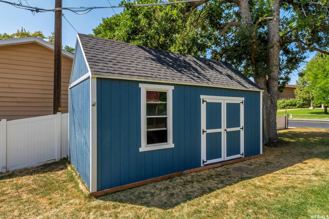 489 N 850 E, Layton, UT 84040 — photo 4