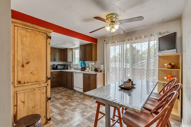 489 N 850 E, Layton, UT 84040 — photo 11