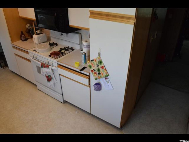 335 E Bench Rd, Ferron, UT 84523 — photo 8