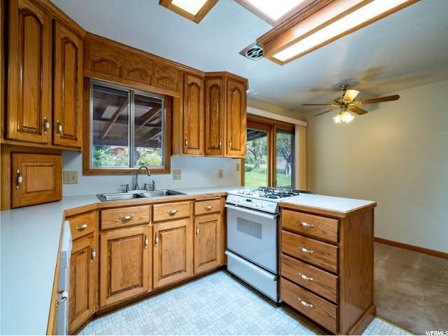 484 E 3000 N, North Ogden, UT 84414 — photo 5