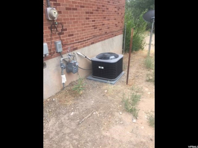 1674 E 1700 S, Naples, UT 84078 — photo 7