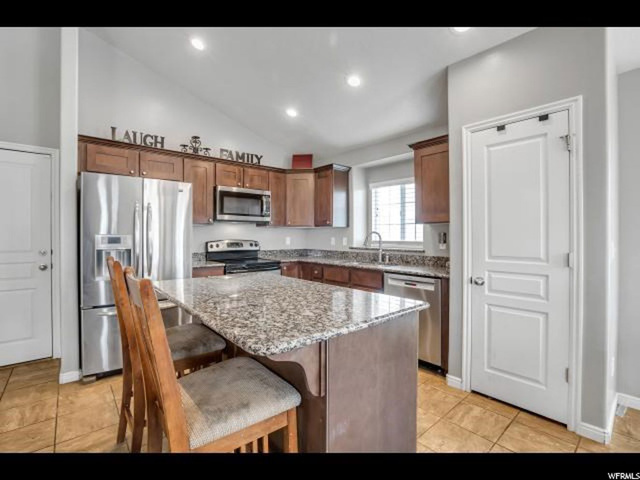 1069 W 850 S, Clearfield, UT 84015 — photo 12