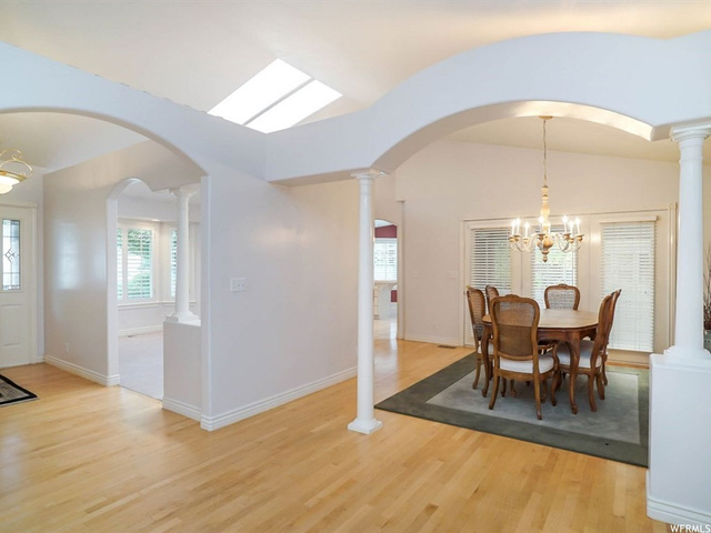 5493 S 200 E, Washington Terrace, UT 84405 — photo 8