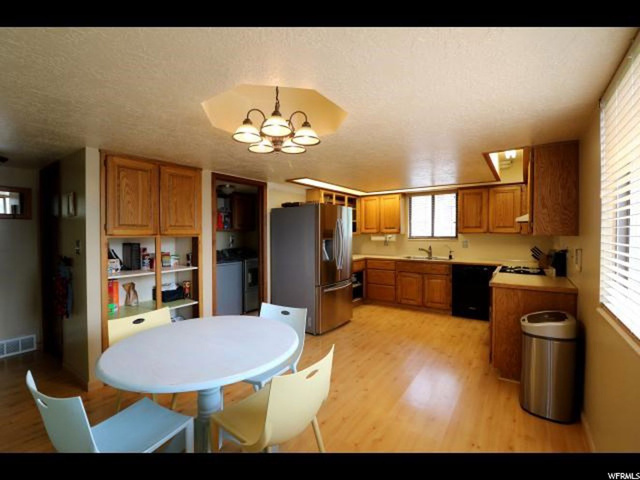 1484 E 2375 N, Layton, UT 84040 — photo 9