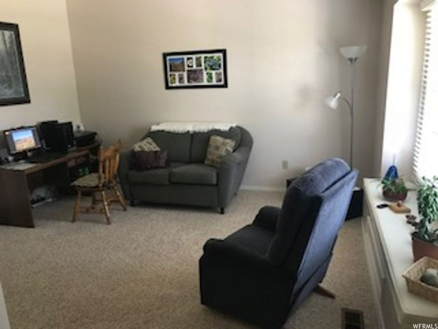 854 N Dillon Dr E, Ogden, UT 84404 — photo 2