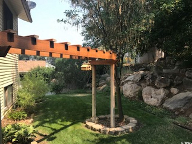 854 N Dillon Dr E, Ogden, UT 84404 — photo 6