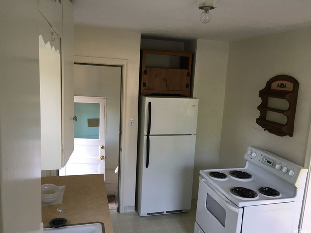 85 N Center W, Hyrum, UT 84319 — photo 6