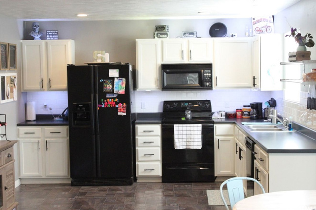 1872 S 575 E, Clearfield, UT 84015 — photo 4