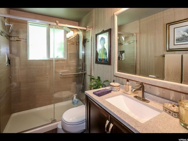 10504 S Violet Dr E, Sandy, UT 84094 — photo 11