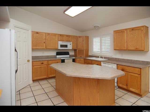 2389 W 2375 N, Clinton, UT 84015 — photo 6