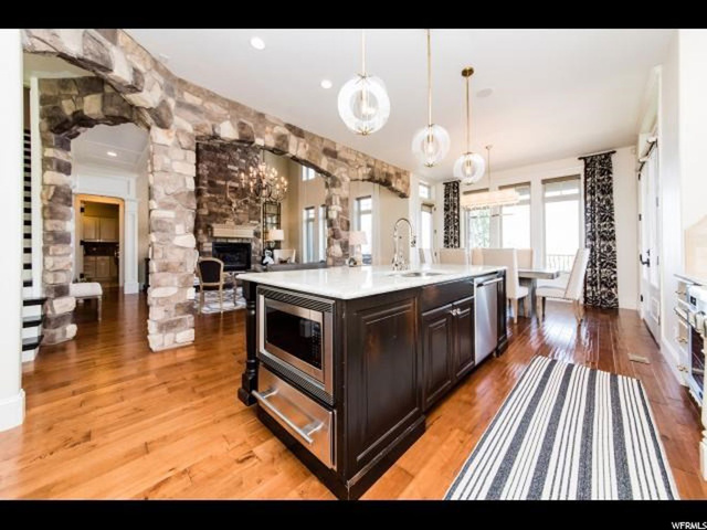 703 S Foothill Dr, Providence, UT 84332 — photo 4
