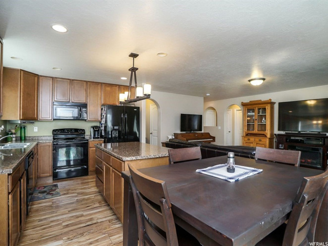 4581 W 5900 S, Hooper, UT 84315 — photo 8