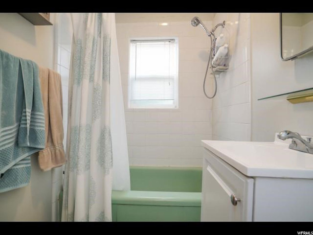 107 E 400 S, Bountiful, UT 84010 — photo 10