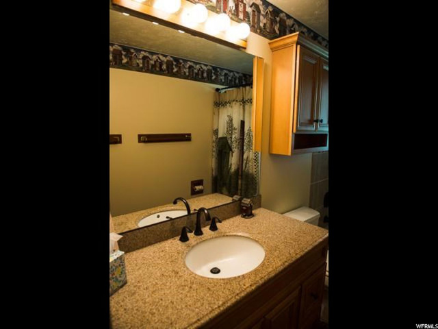 5210 S 3100 W, Roy, UT 84067 — photo 8