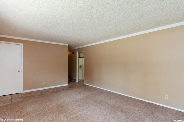2460 W 4800 S, Roy, UT 84067 — photo 6