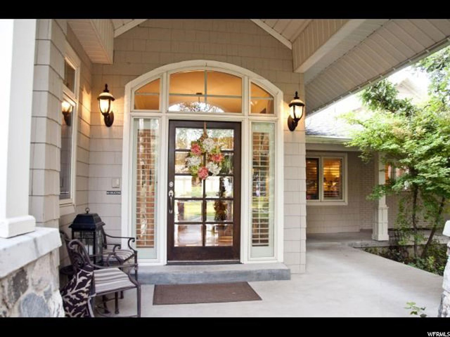 1073 Woodmoor Dr, Bountiful, UT 84010