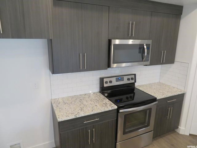 1385 E 380 S, Hyrum, UT 84319 — photo 4