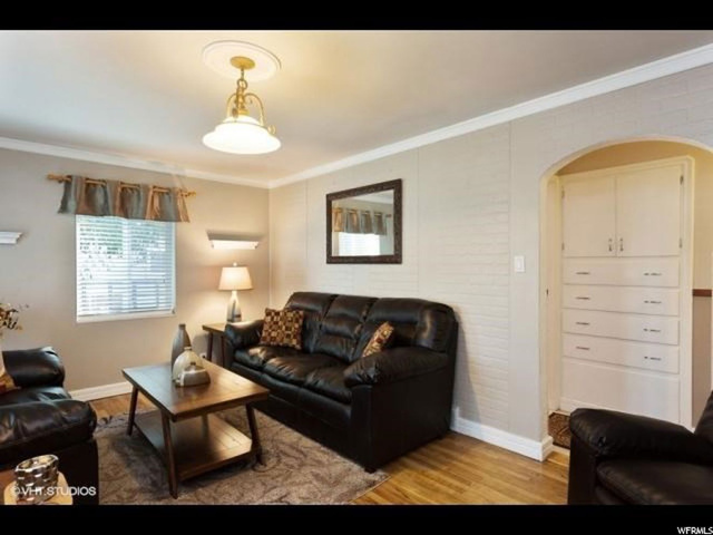 225 W Center St, Bountiful, UT 84010 — photo 2