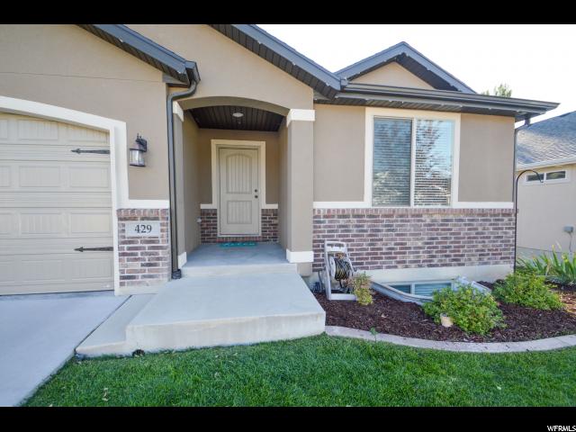 429 N 1025 E, Layton, UT 84040 — photo 3