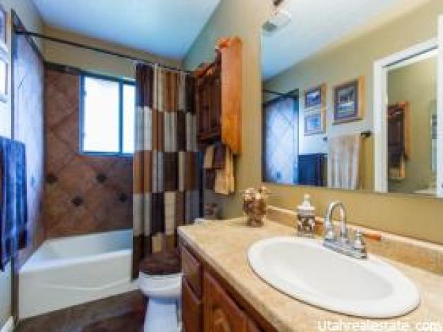 243 Downs Cir, Ogden, UT 84404 — photo 2
