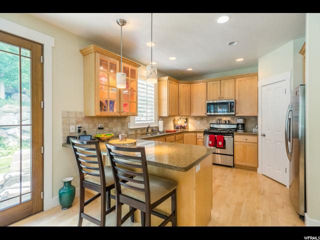 9715 Bluffside Dr, Sandy, UT 84092 — photo 9
