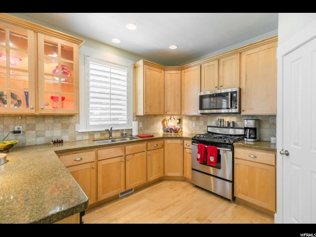 9715 Bluffside Dr, Sandy, UT 84092 — photo 10