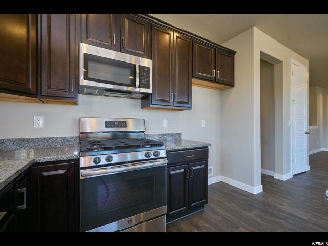 226 E Larsen Ln, Harrisville, UT 84404 — photo 11