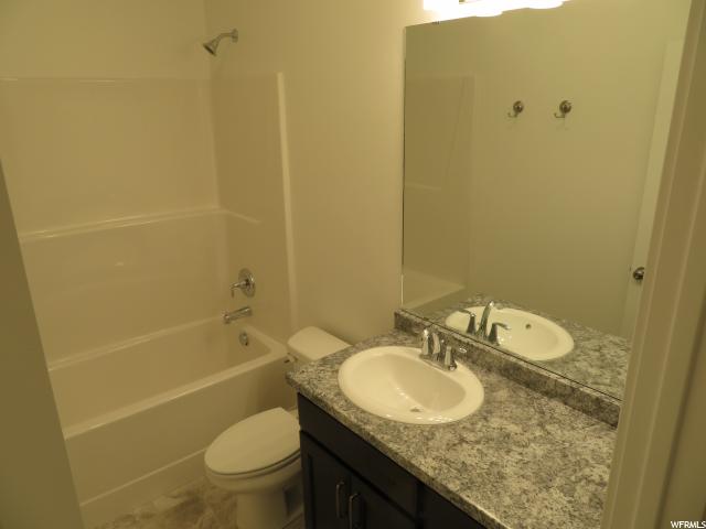 1235 E 330 S, Hyrum, UT 84319 — photo 6
