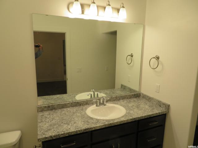 1235 E 330 S, Hyrum, UT 84319 — photo 9