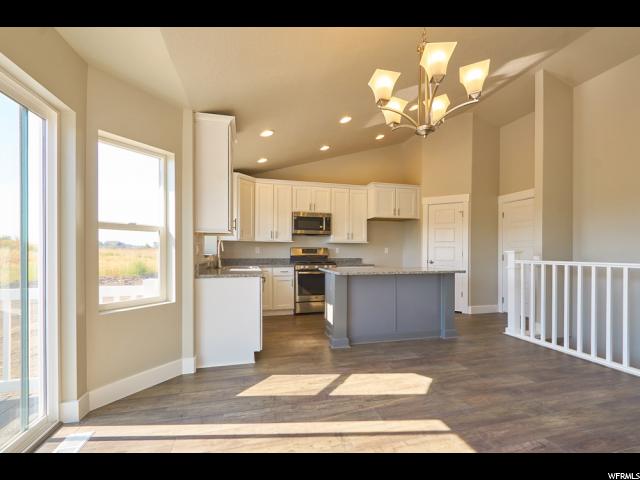 2212 N 3600 W, Clinton, UT 84015 — photo 6