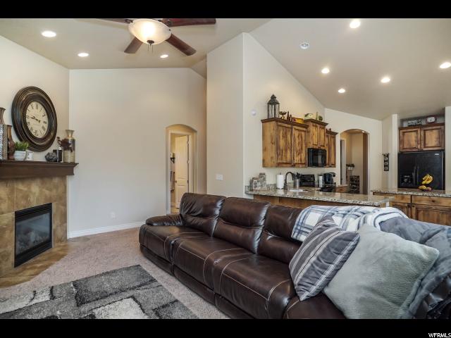 4748 S 1575 E, Ogden, UT 84403 — photo 4